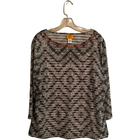 Ruby Rd Top - Picture 1 of 3